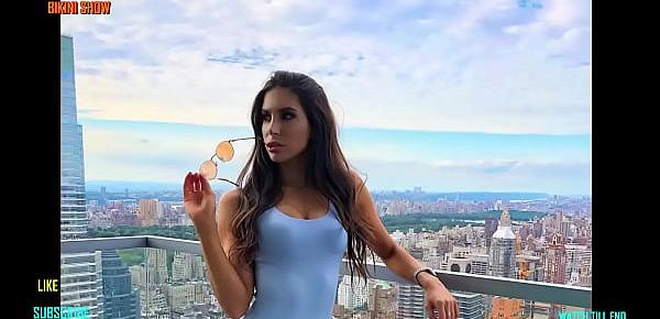  Jen Selter Fitness Model Looks Very Hot in Fashionable Outfits